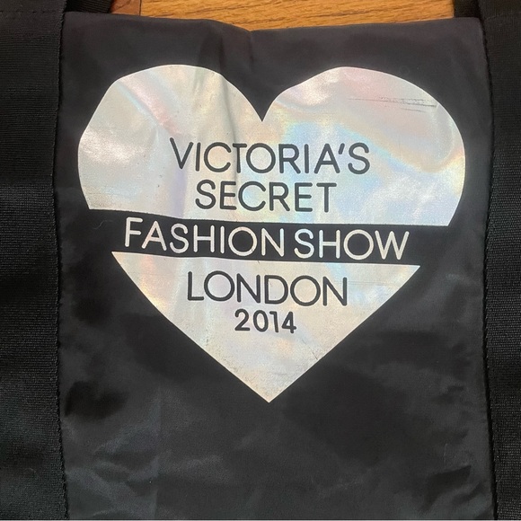 Victoria’s Secret Fashion Show London 2014 Angels Black Silver Heart Tote Bag - Picture 2 of 5